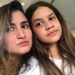 Meet your Posher, Raquel